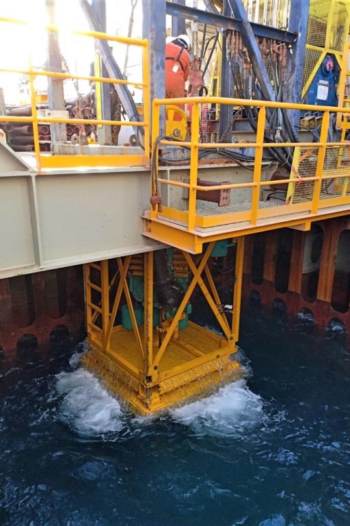 Geoquip Marine | Geoquip Saentis with GMR600 Geoquip Marine raising the GMC201 PCPT Seabed System